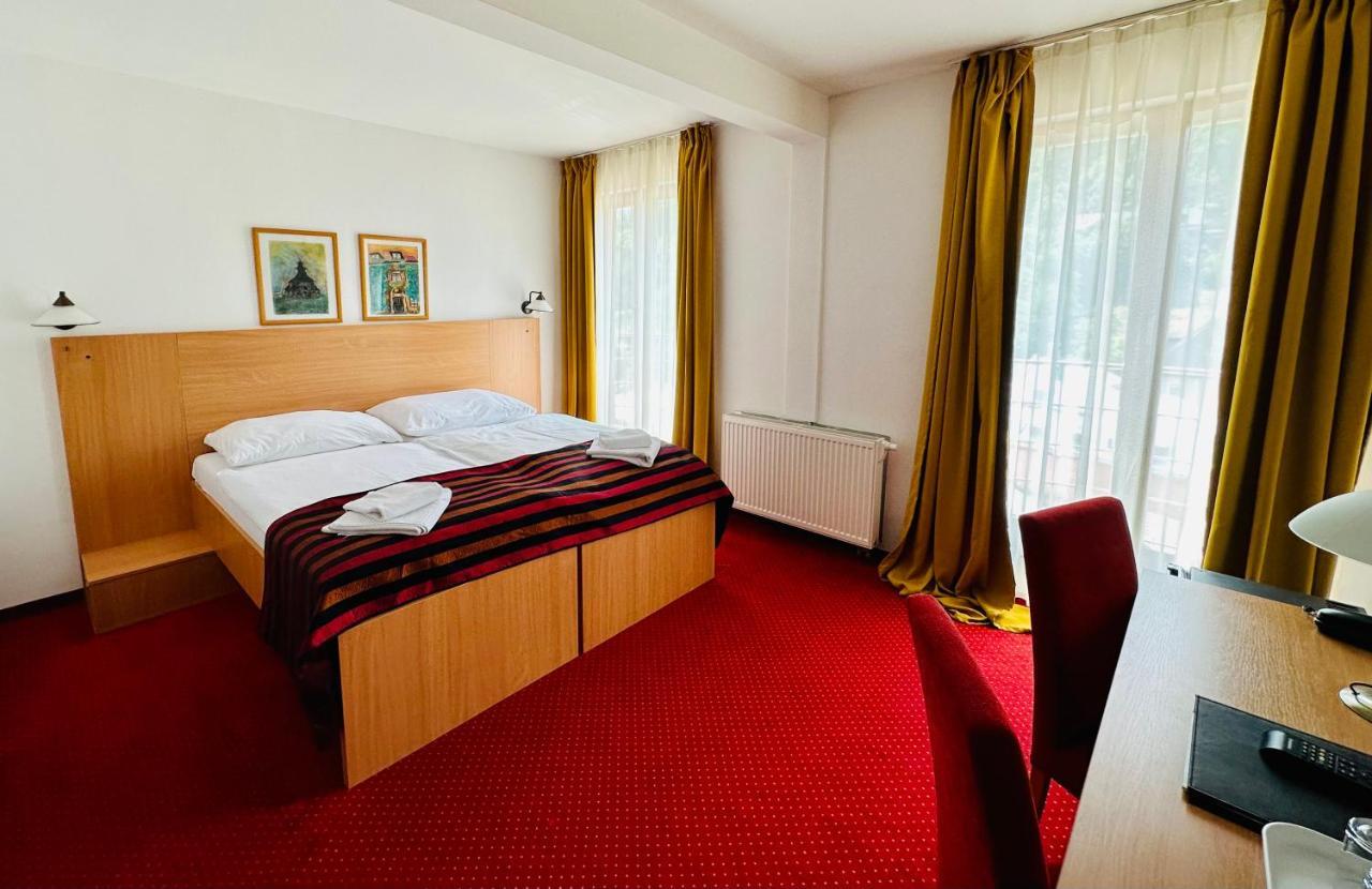 Hotel&Penzión Grand Matej Banska Stiavnica Exterior foto