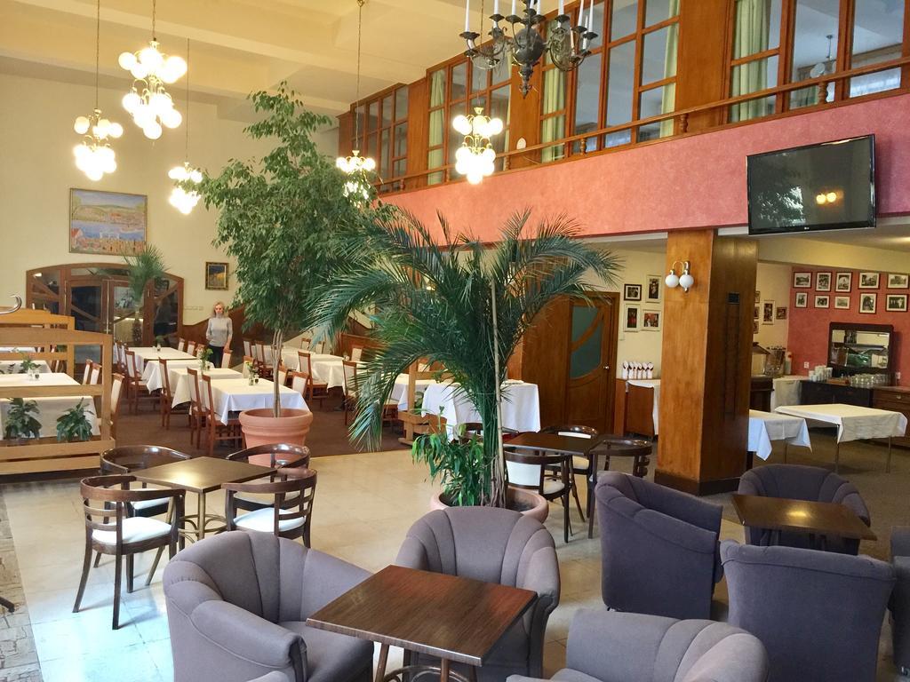Hotel&Penzión Grand Matej Banska Stiavnica Exterior foto