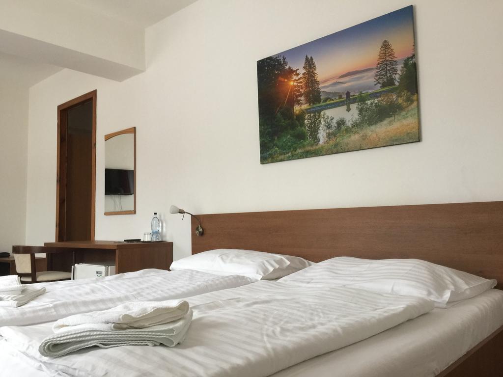 Hotel&Penzión Grand Matej Banska Stiavnica Exterior foto
