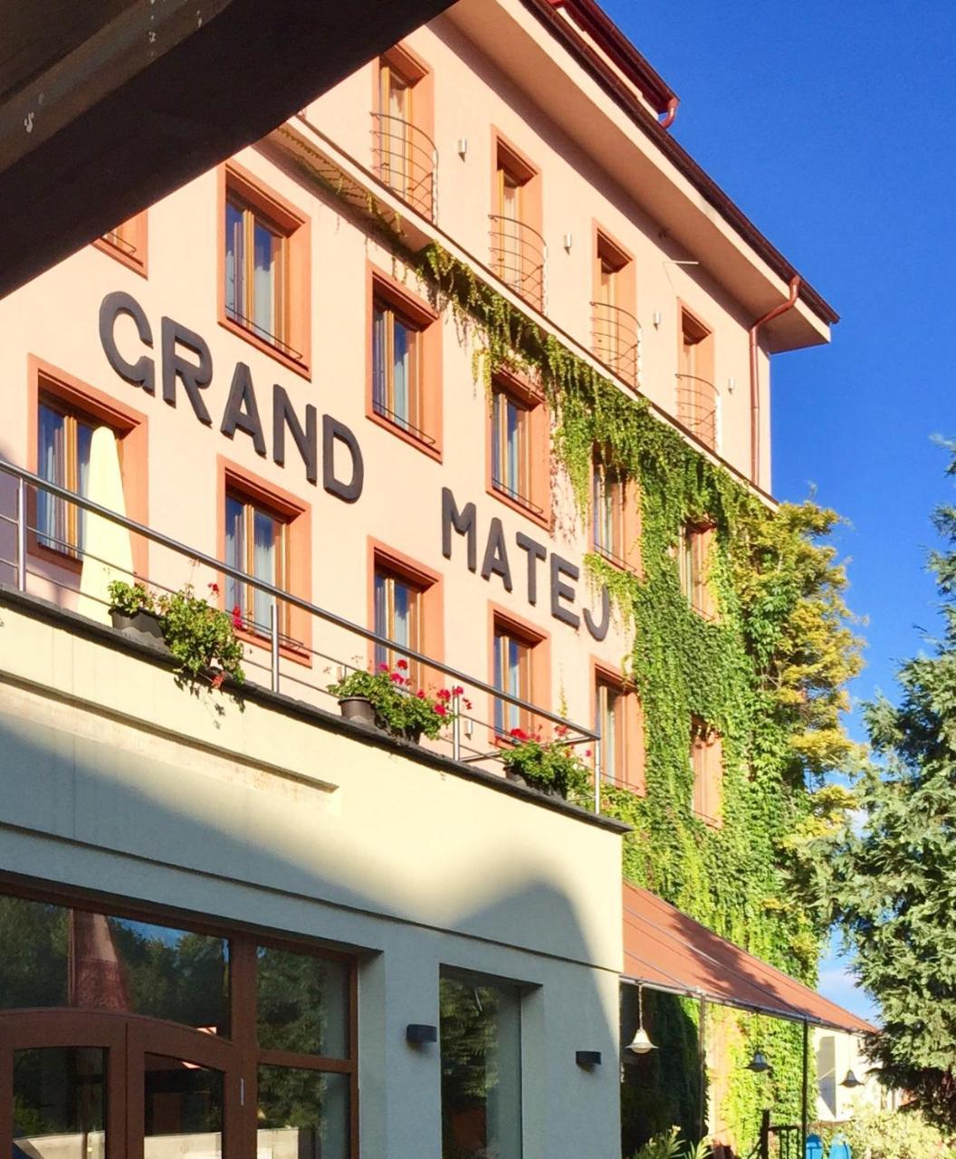 Hotel&Penzión Grand Matej Banska Stiavnica Exterior foto